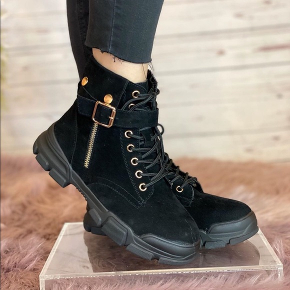 !! RESTOCK ALL SIZES !! Black Zip Up Combat Boots - Picture 2 of 7